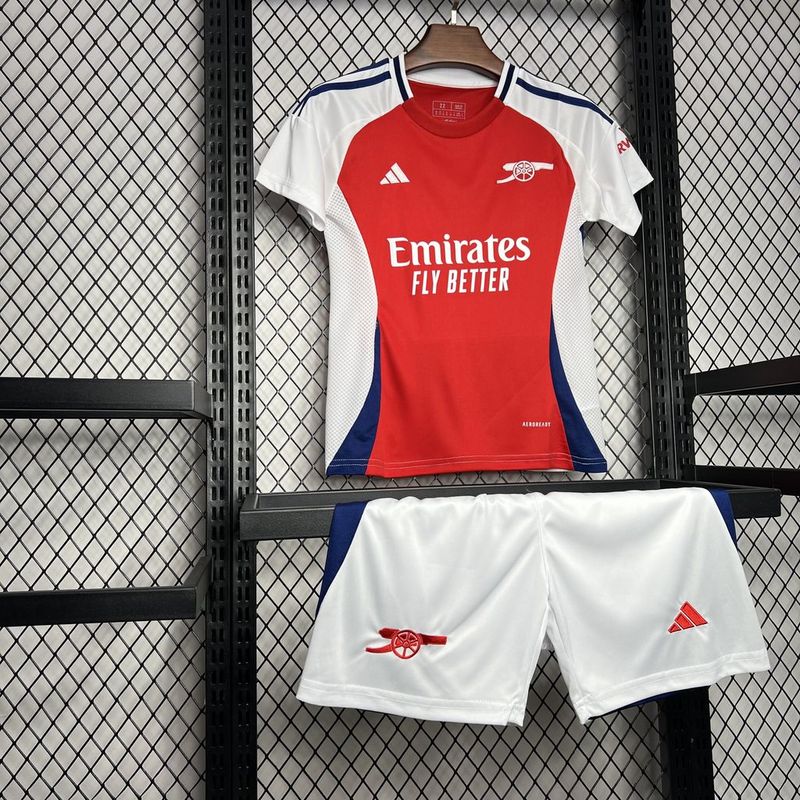 Arsenal. Kit local 2024-2025