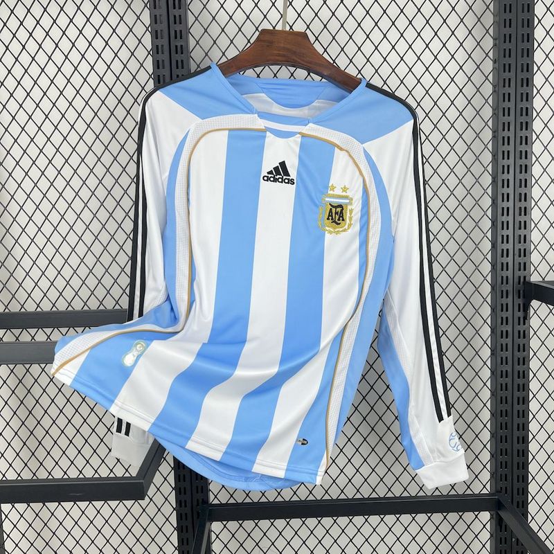 Selección Argentina. Camiseta local 2006