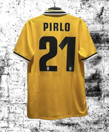 Juventus. Camiseta visitante 2013-2014