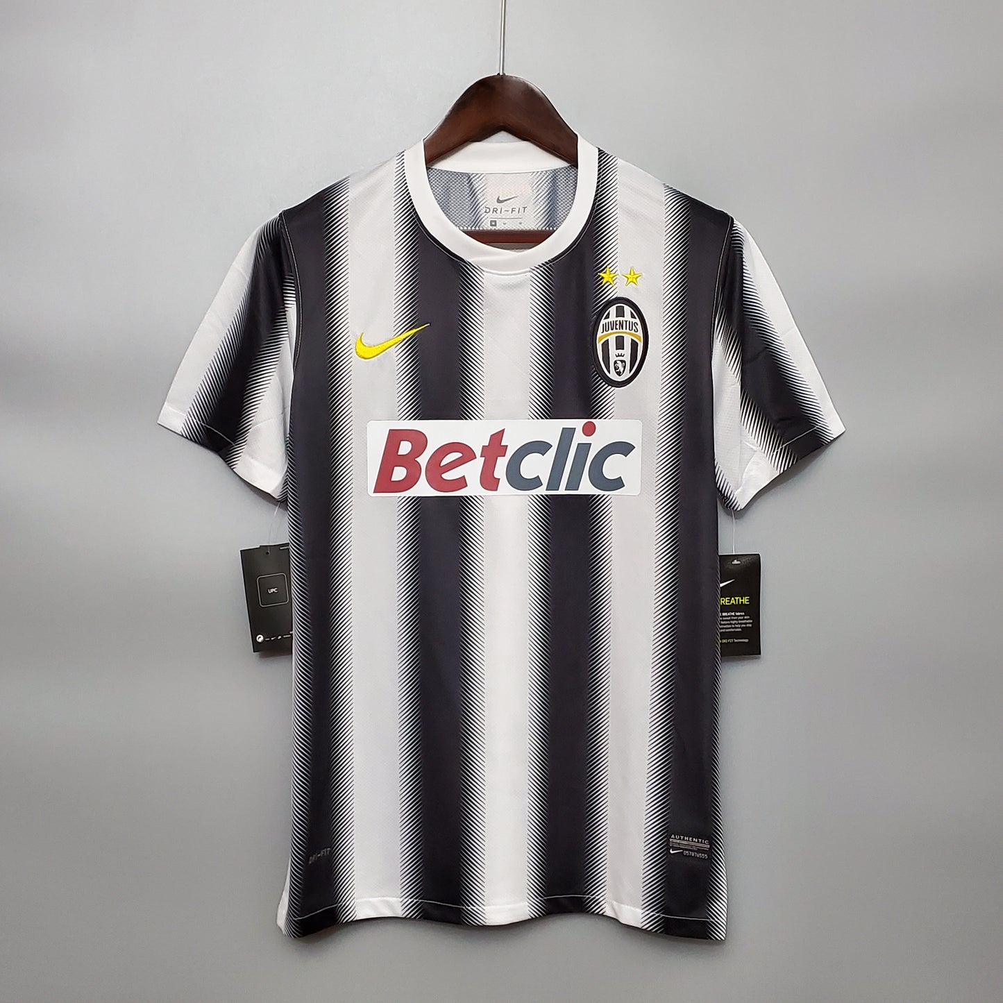 Juventus. Camiseta local 2010-2011