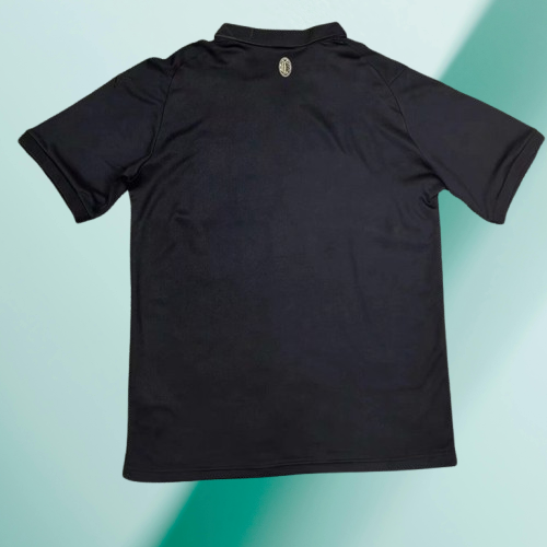 AC Milán. Camiseta visitante 125th Aniversario