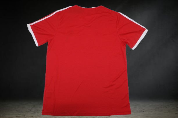 Köln. Camiseta visitante 1984-1985