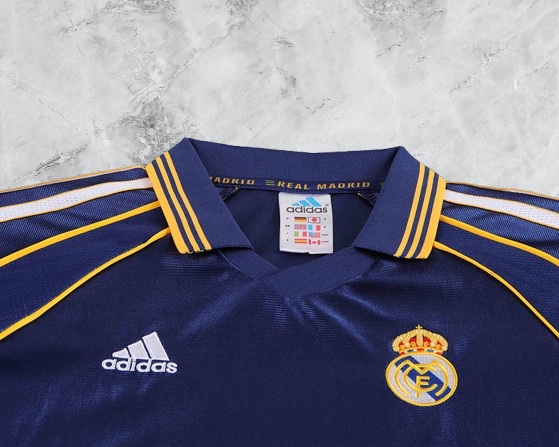 Real Madrid. Kit visitante 1998-1999