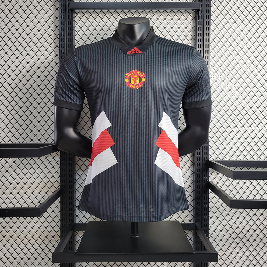 Manchester United. Edición Retro versión jugador (En Stock)