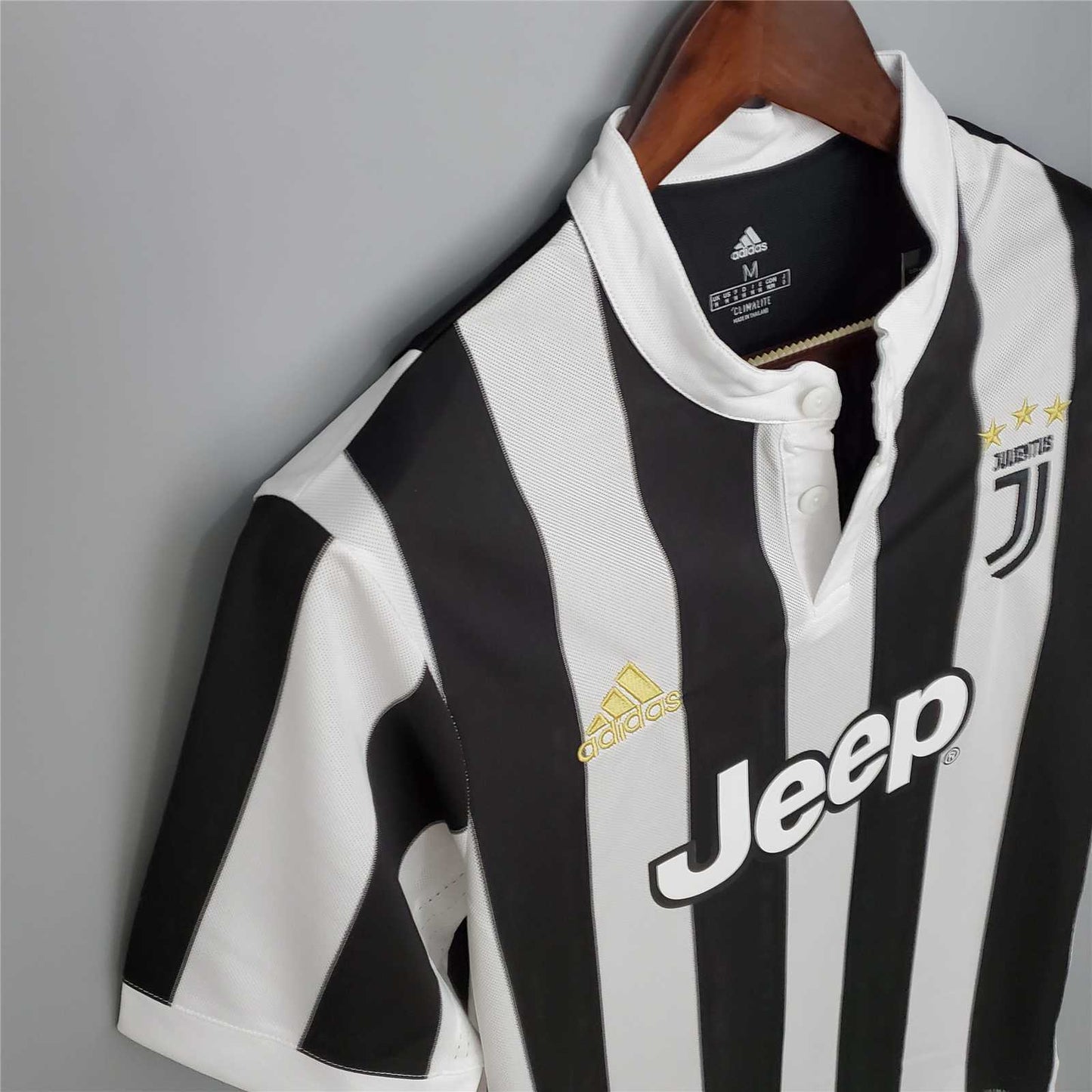 Juventus. Camiseta local 2017-2018