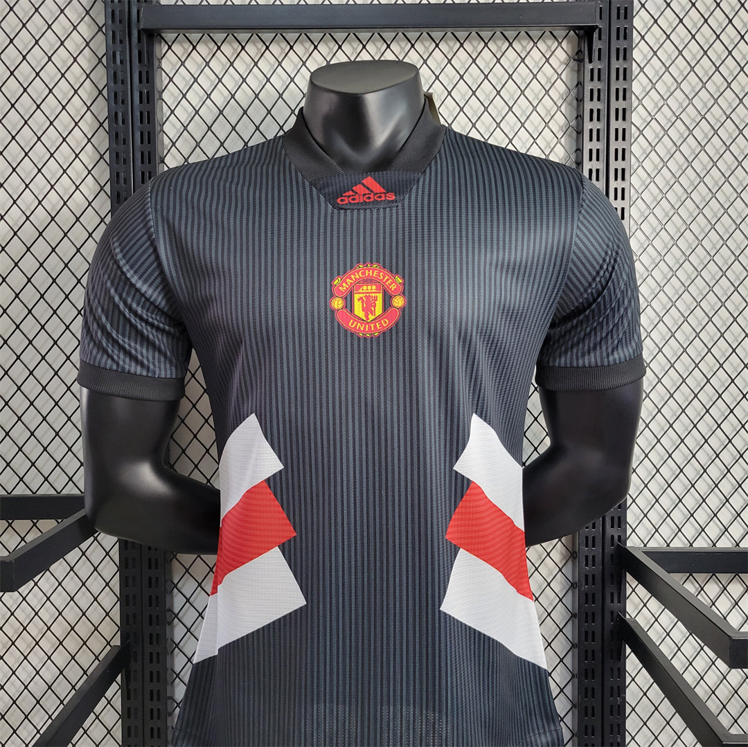 Manchester United. Edición Retro versión jugador (En Stock)