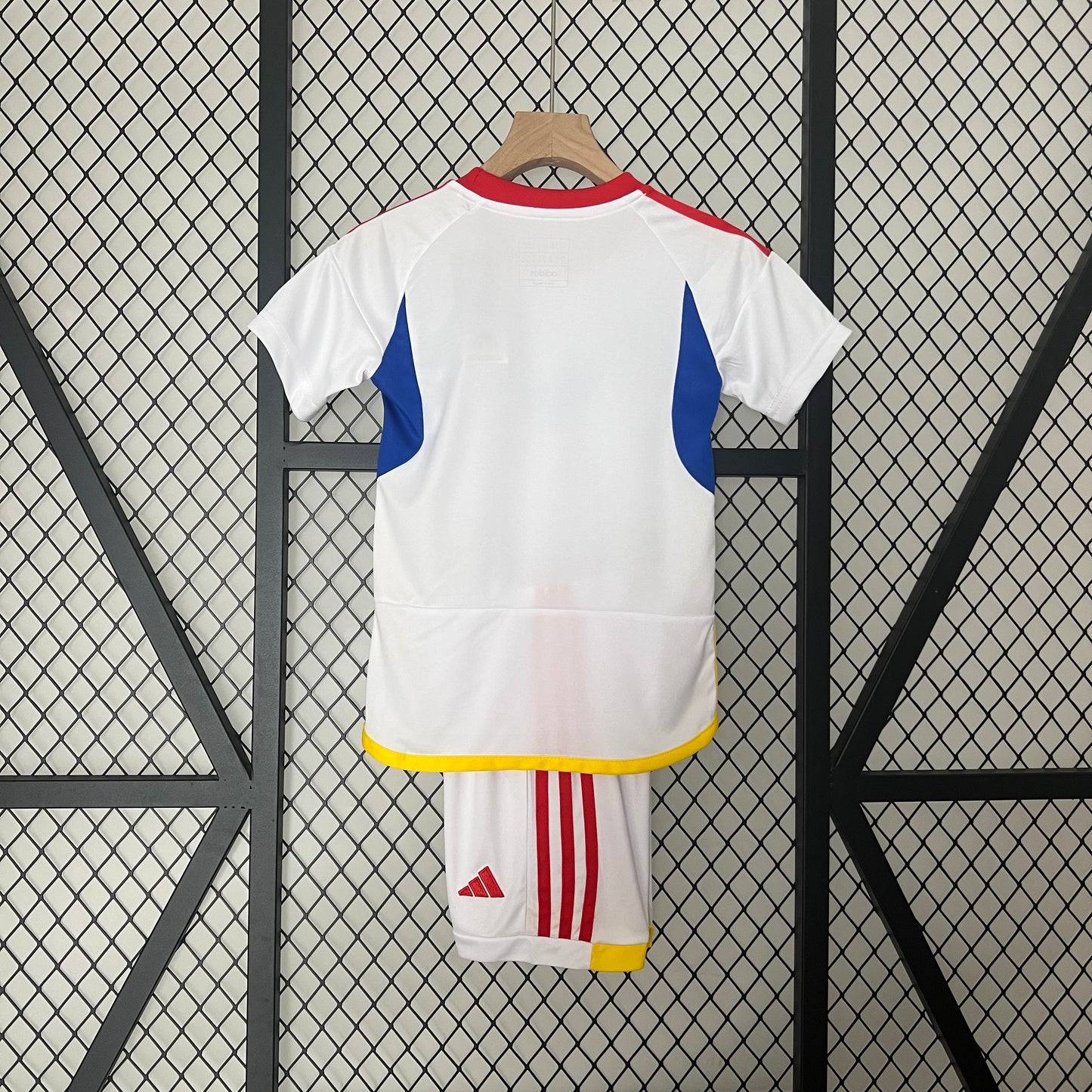 Selección de Venezuela. Kit Niño visitante 2024