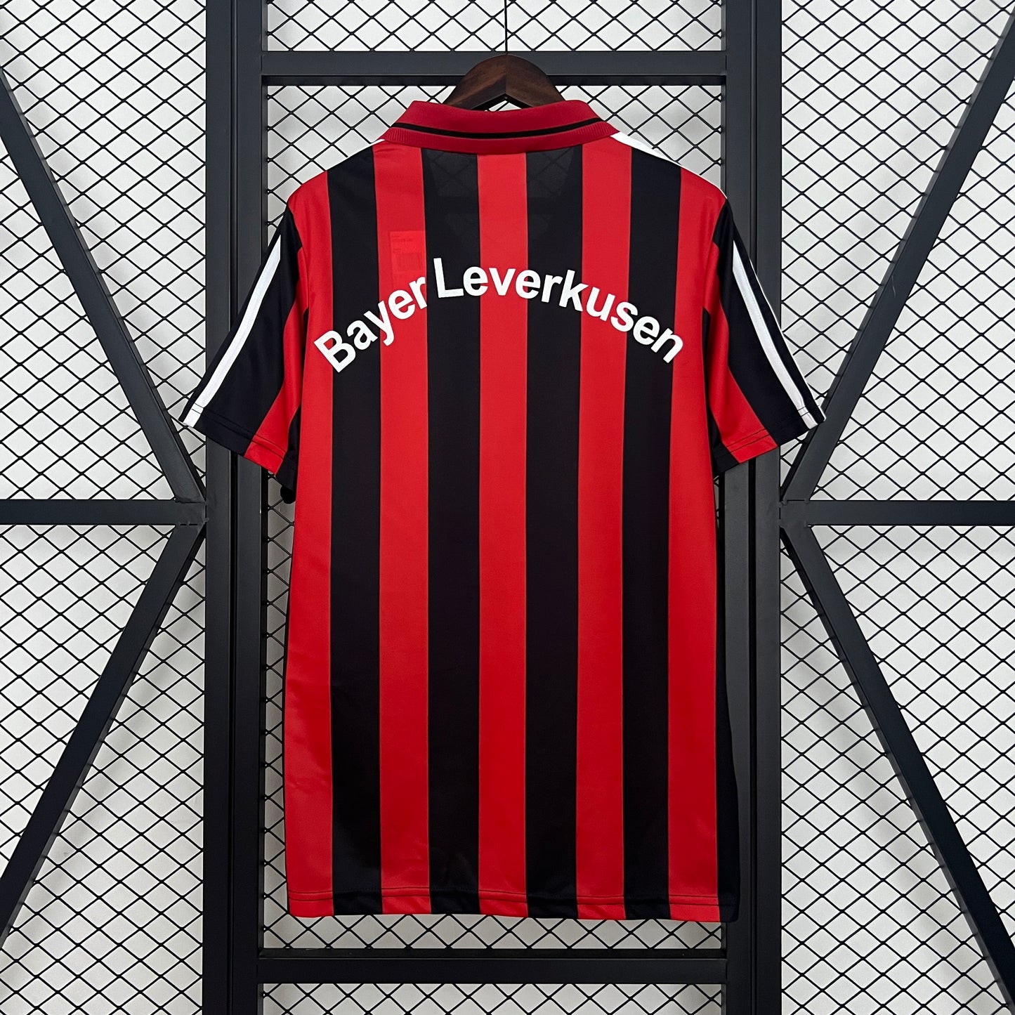 Bayer Leverkusen. Camiseta local 2001-2002