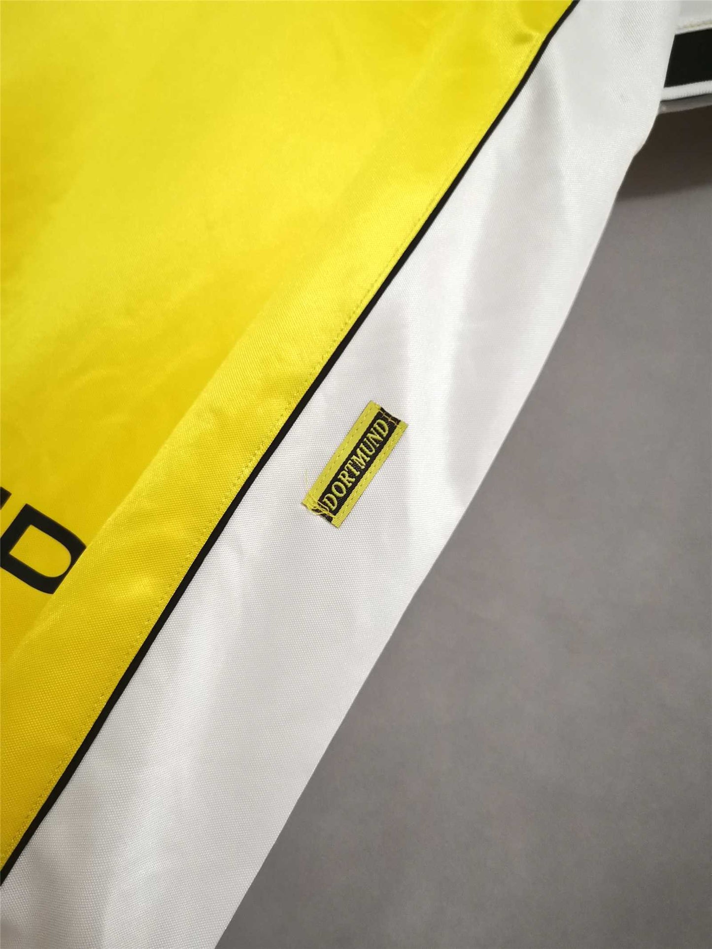 Borussia Dortmund. Camiseta local 1998-1999