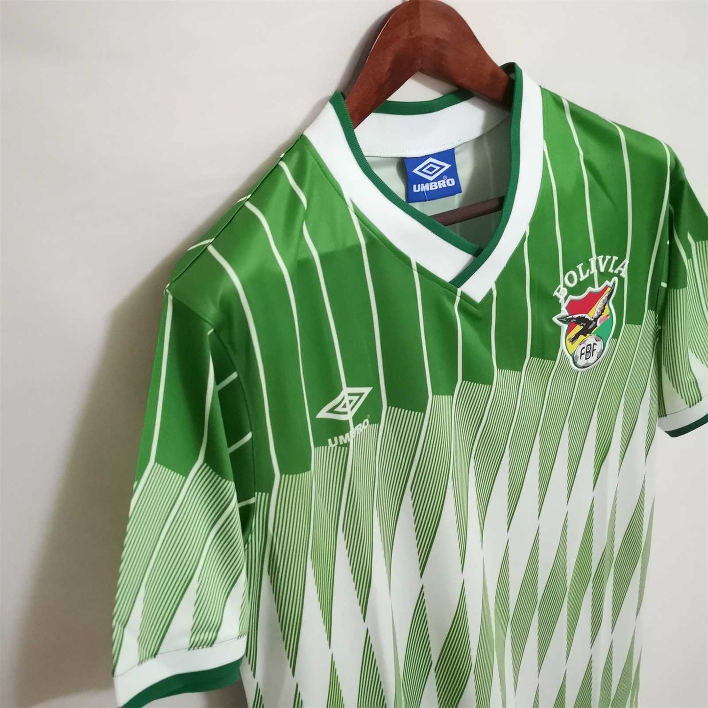 Selección de Bolivia. Camiseta local 1995