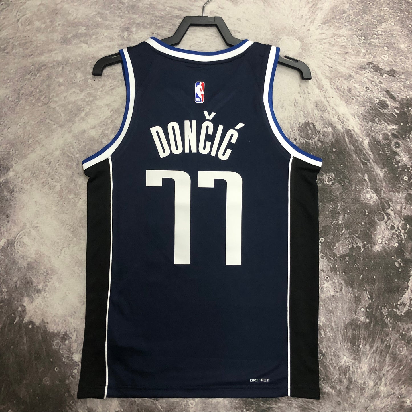 Dallas Mavericks. Statement Edition