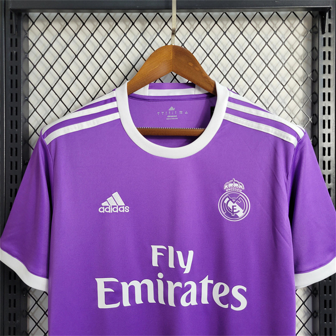 Real Madrid. Camiseta visitante 2016-2017