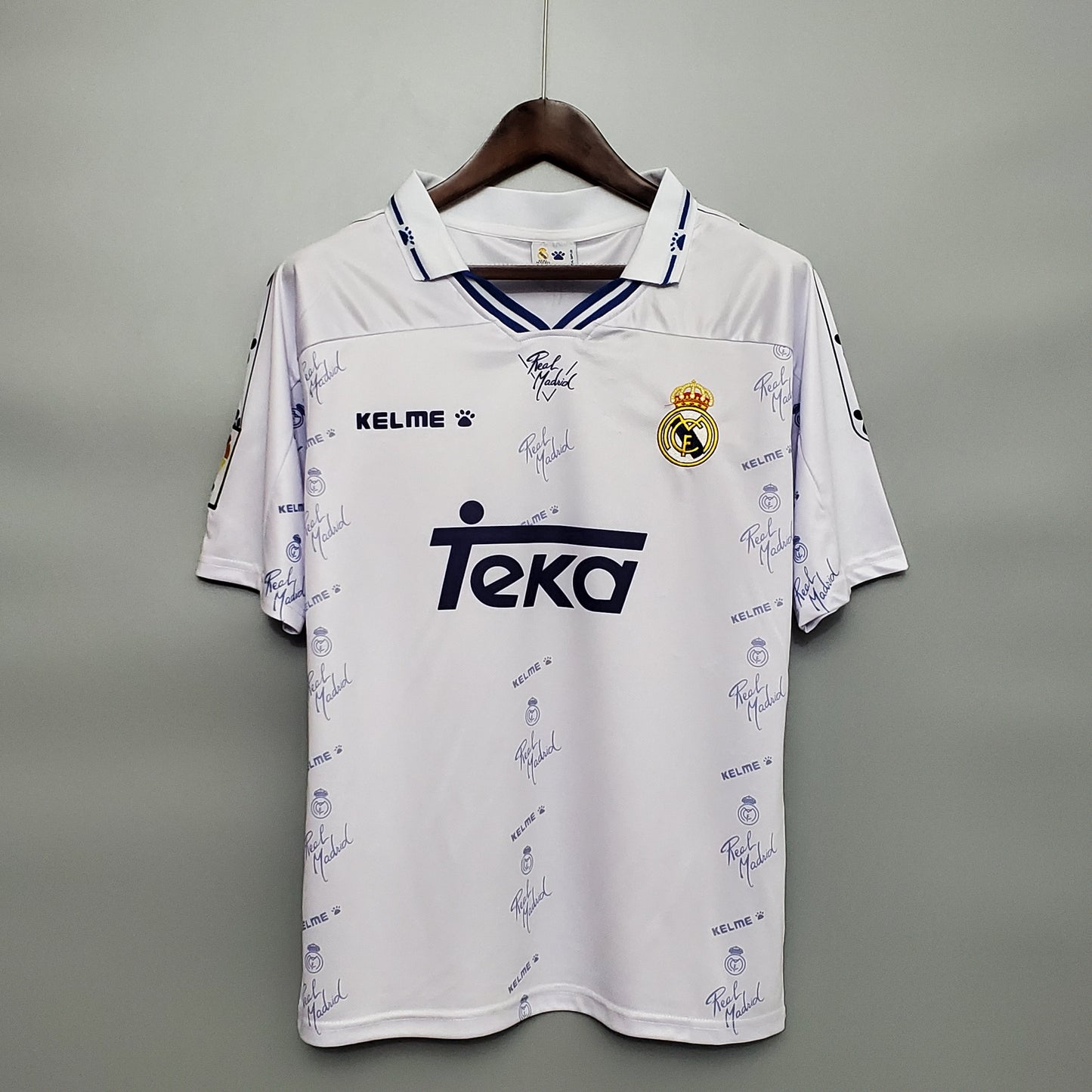 Real Madrid. Camiseta local 1994-1996