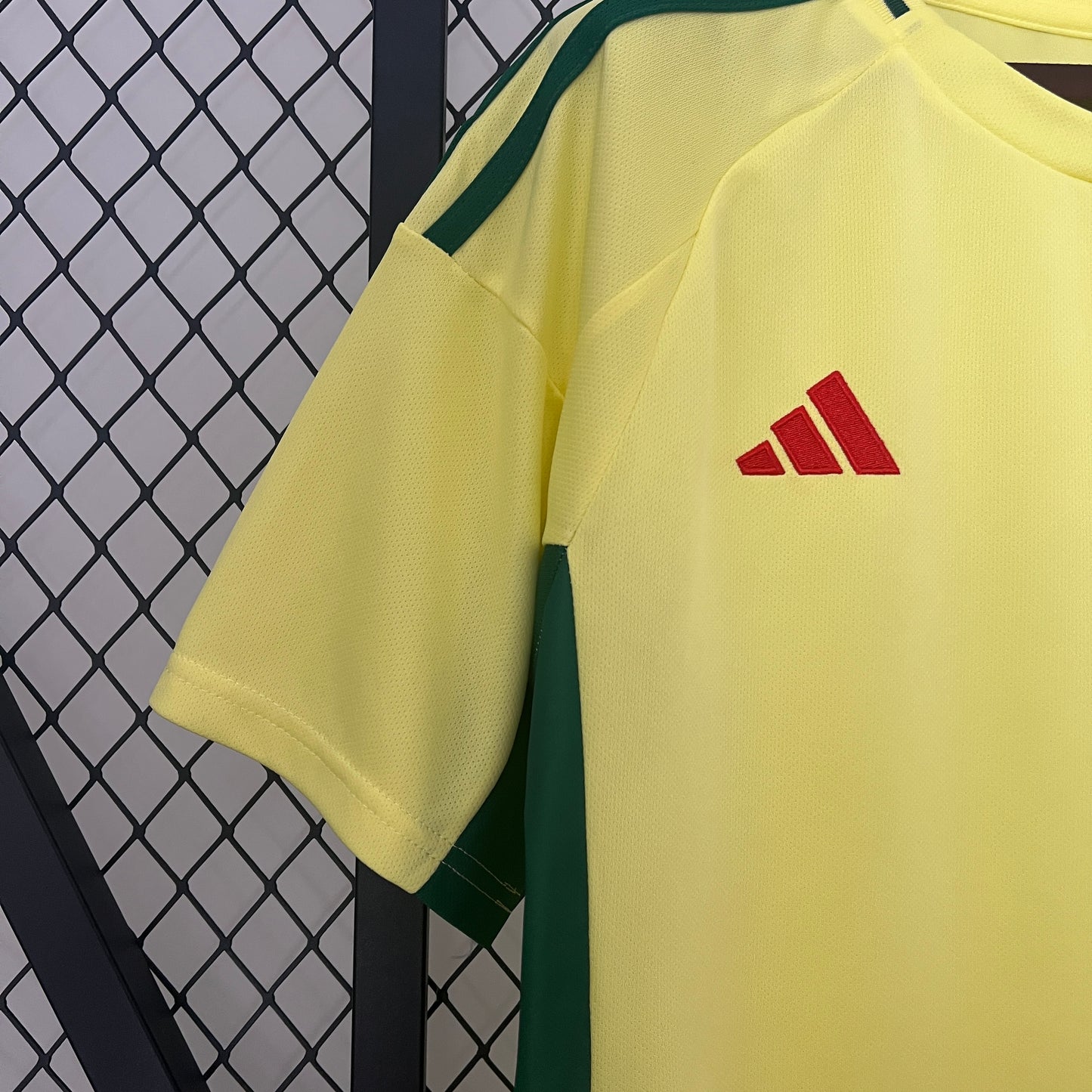 Selección de Gales. Camiseta visitante 2024