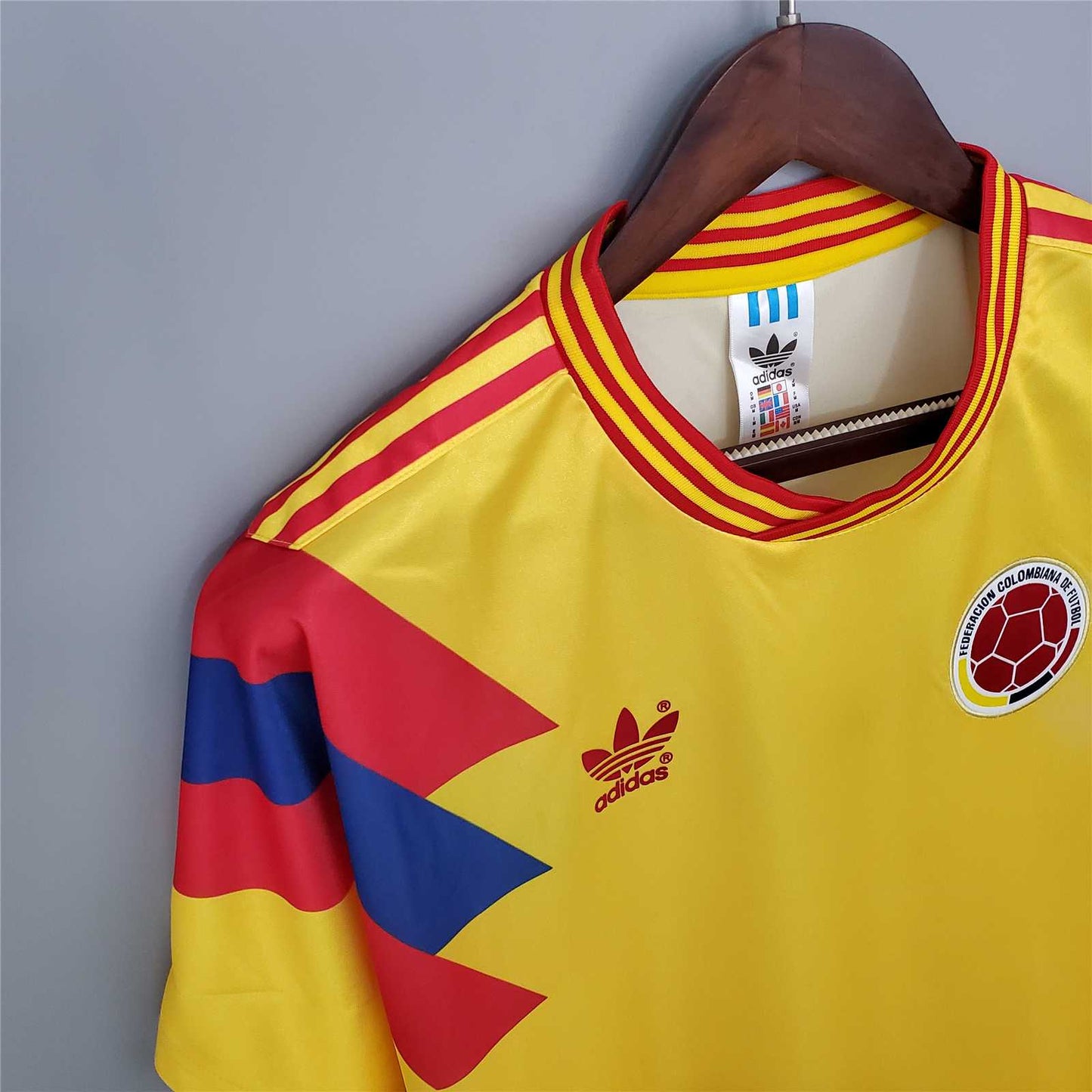 Selección de Colombia. Camiseta local 1990