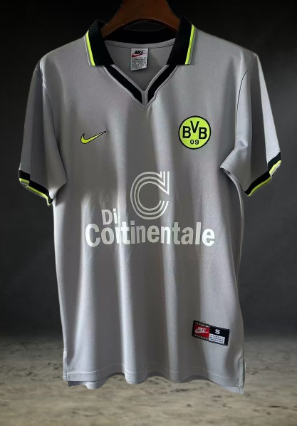 Borussia Dortmund. Camiseta visitante 1997-1998