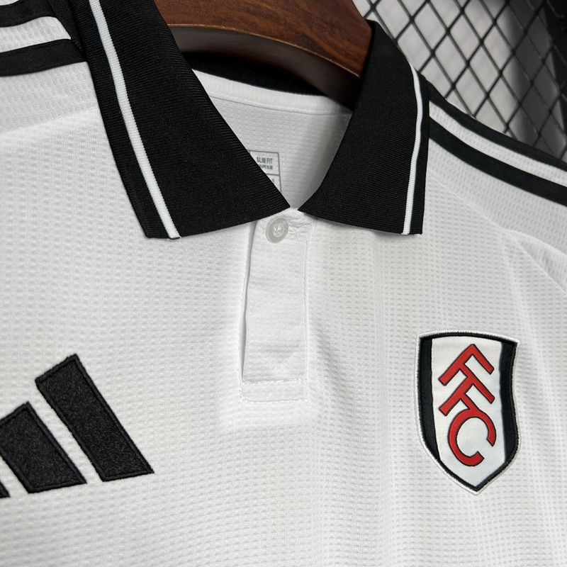 Fulham. Camiseta local 2024-2025