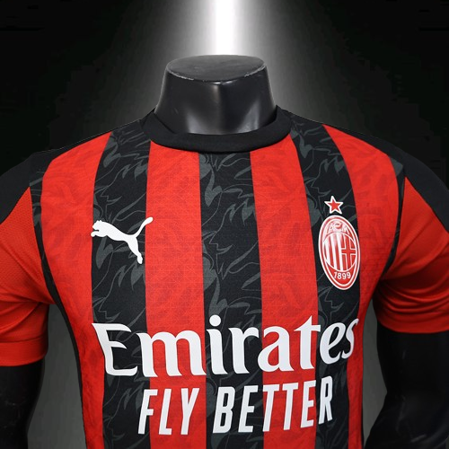 AC Milán. Camiseta local Versión Jugador 2025-2026