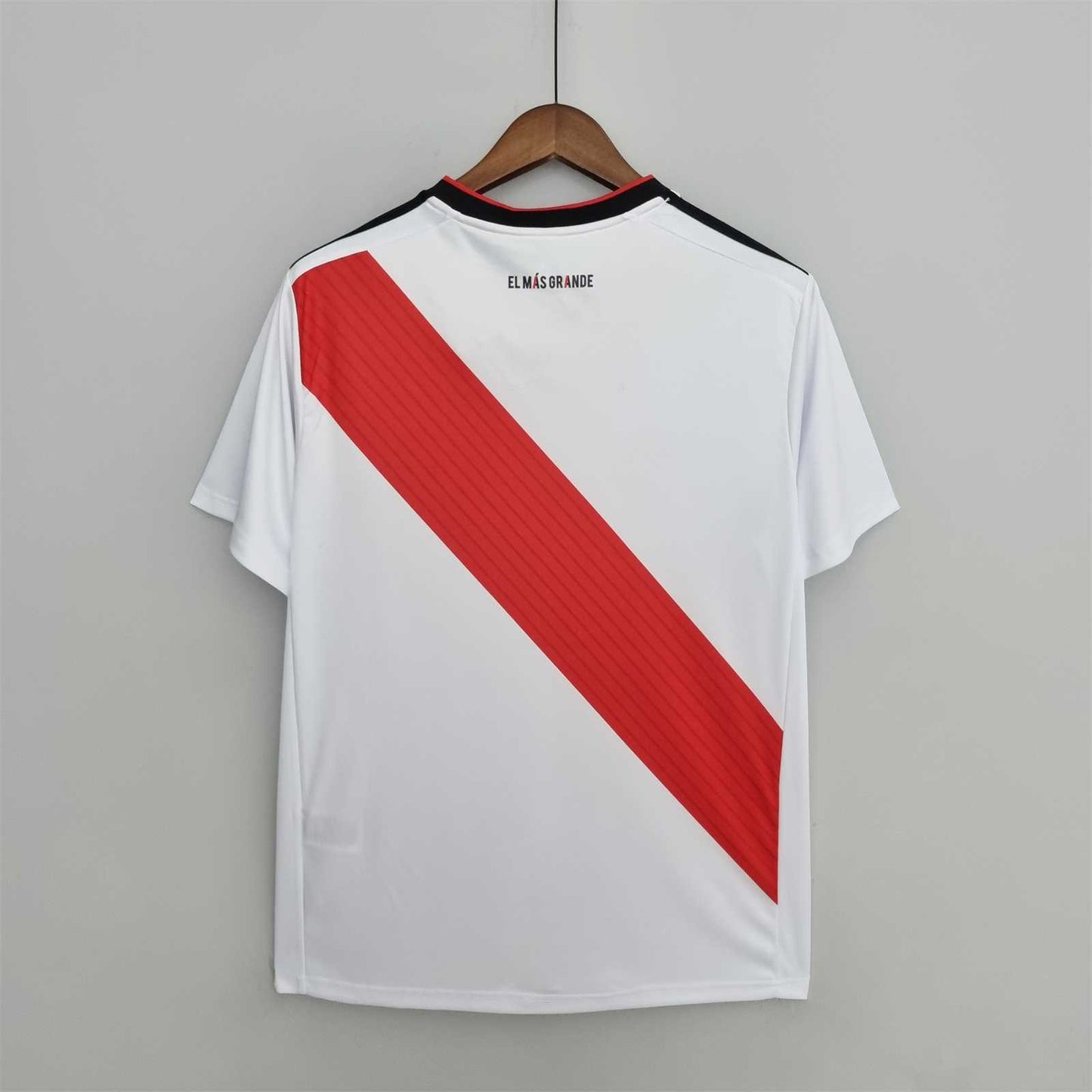 River Plate. Camiseta local 2018-20019