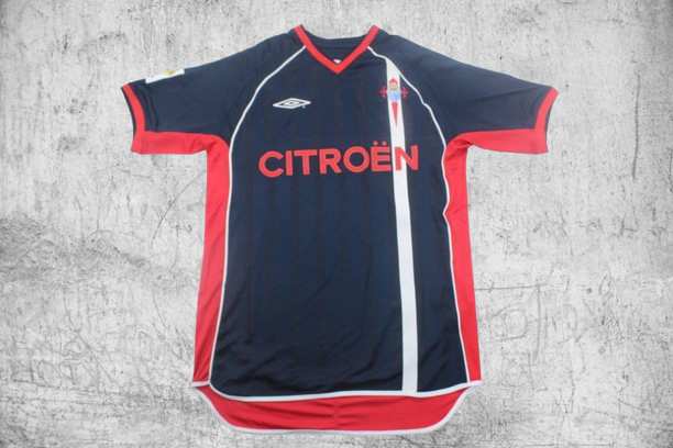 Celta de Vigo. Camiseta visitante 2001-2003