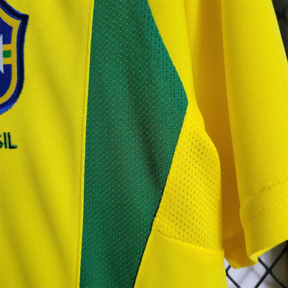 Selección de Brasil. Camiseta local 2002