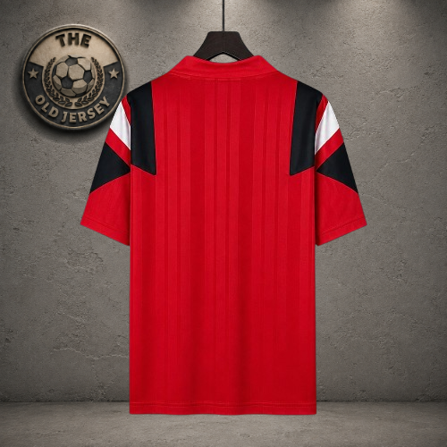Manchester United. Línea EQT 2026