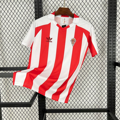 Sporting de Gijon. Camiseta local 1980-1981