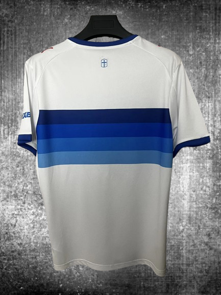 Universidad Católica. Camiseta local 2026