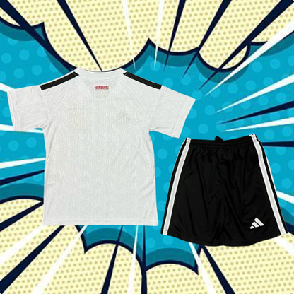 Colo Colo. Kit Niño local 2026