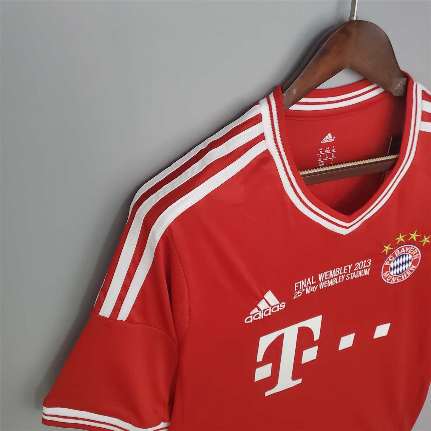 Bayern Munich. Camiseta local 2013-2014