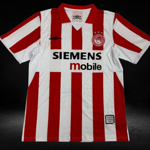 Olympiakos . Camiseta local 2004-2005