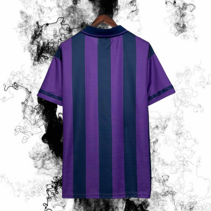 Tottenham. Camiseta visitante 1995-1997