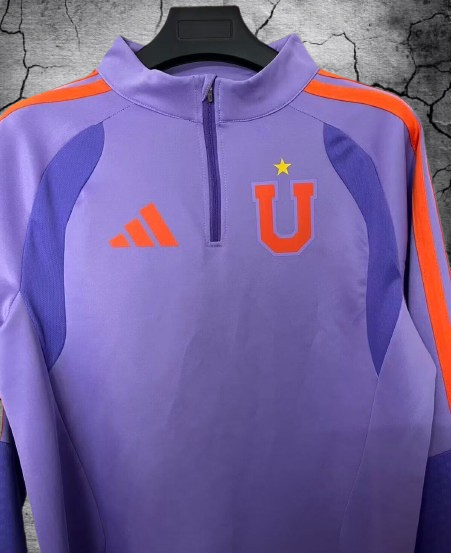 Universidad de Chile. Polerón 2026