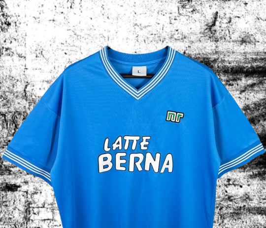Napoli. Camiseta local 1983-1984