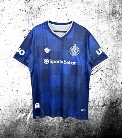 Independiente de Rivadavia. Camiseta local 2026