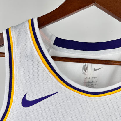 Los Ángeles Lakers. Association Edition