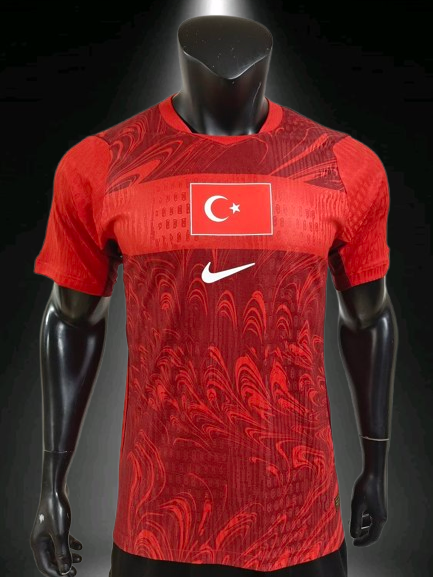 Selección de Turquía. Camiseta local Versión Jugador 2026