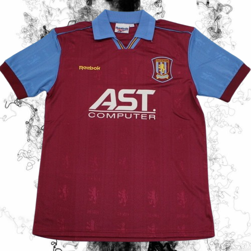 Aston Villa. Camiseta local 1995-1997