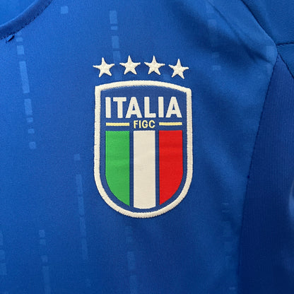 Selección de Italia. Kit local 2024