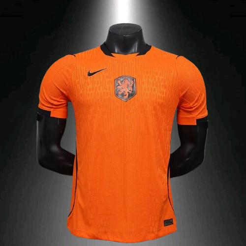 Selección de Países Bajos. Camiseta local versión jugador 2026