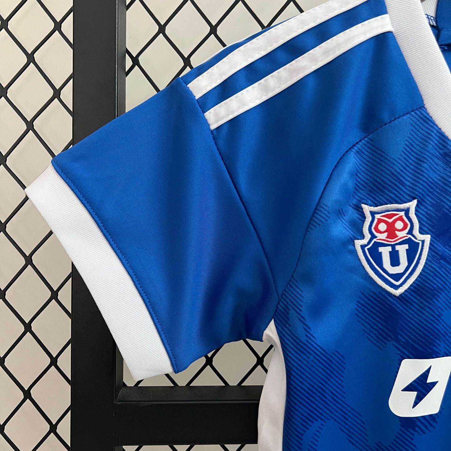 Universidad de Chile. Kit local 2024