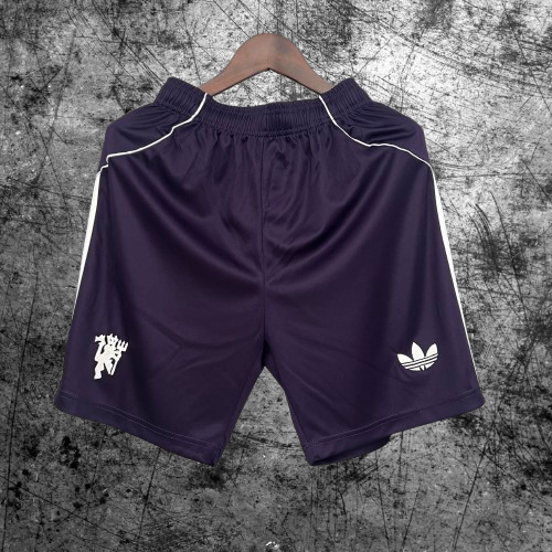 Manchester United. Short visitante 2025-2026