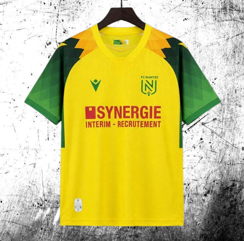 Nantes. Camiseta local 2026-2027