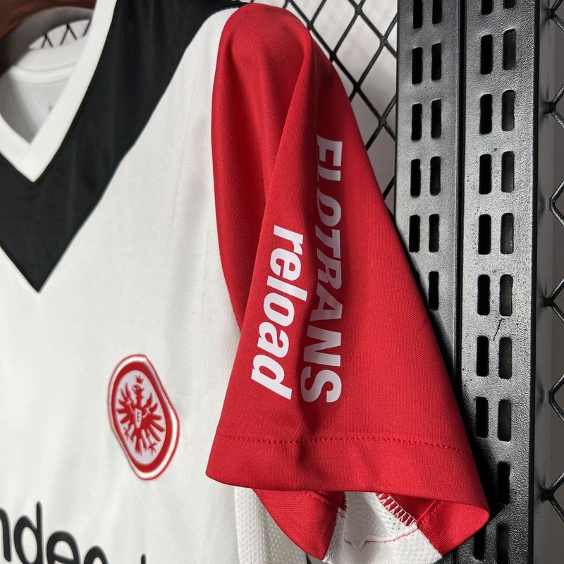 Frankfurt. Camiseta local 2024-2025