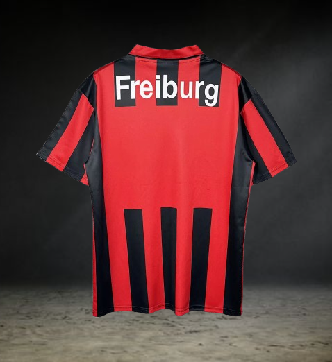 Friburgo. Camiseta local 1994-1995