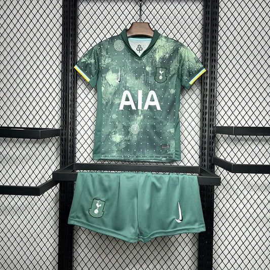 Tottenham. Kit tercero 2024-2025