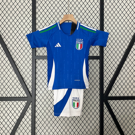 Selección de Italia. Kit local 2024