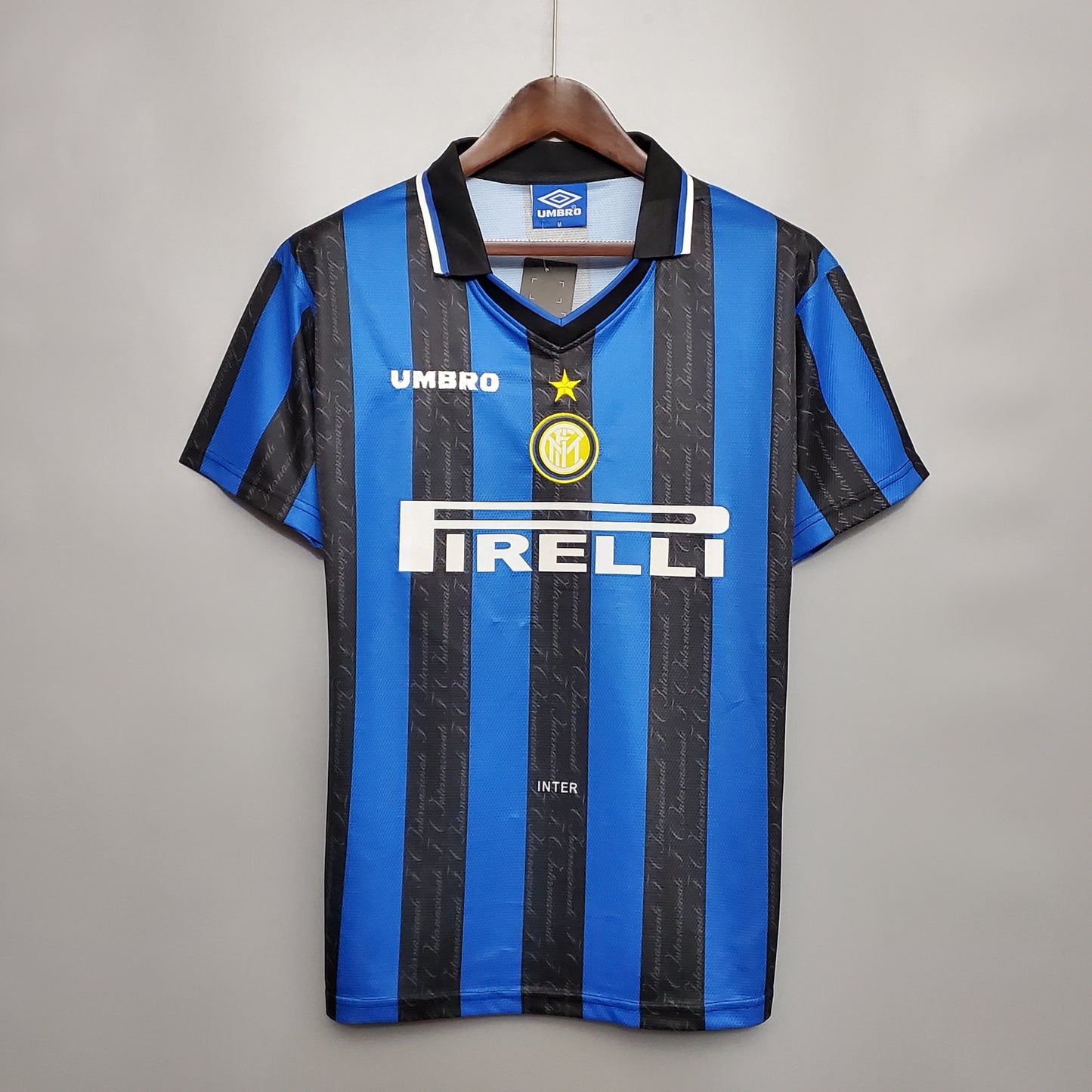 Inter de Milán. Camiseta local 1997-1998