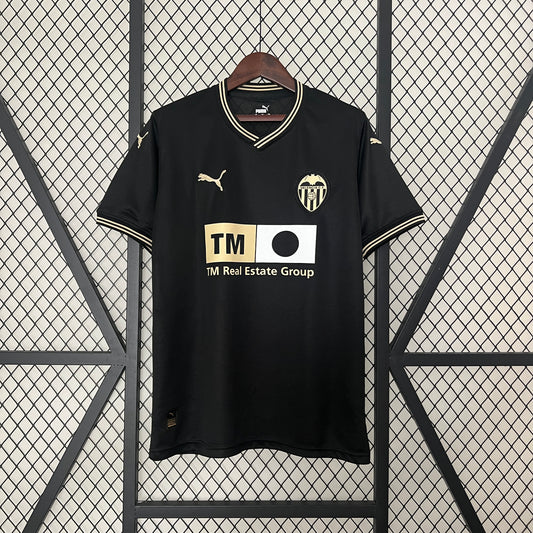 Valencia. Camiseta visitante 2024-2025