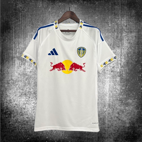 Leeds United. Camiseta local 2025-2026